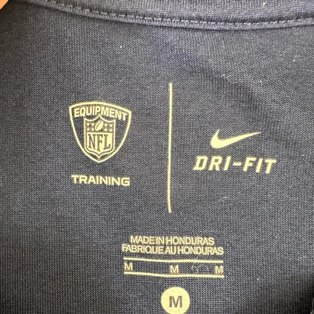 New England Patriots Long Sleeve Shirt Mens Medium Navy Blue Nike Dri Fit‎ NFL